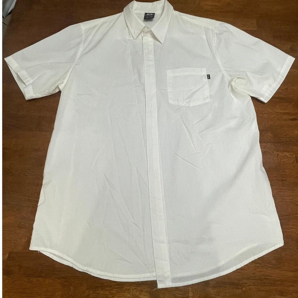 Vtg Oakley Mens Short Sleeve Button Down Shirt White Regular Fit Chest Pocket L